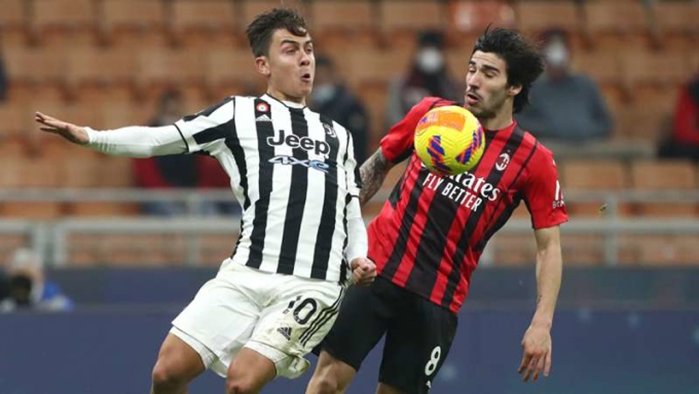 Milan - Juve bắt tay làm hòa